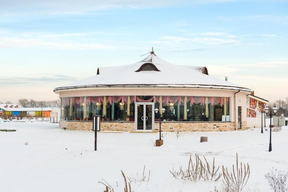 Aventurier Club Villa Rozhny Luaran gambar